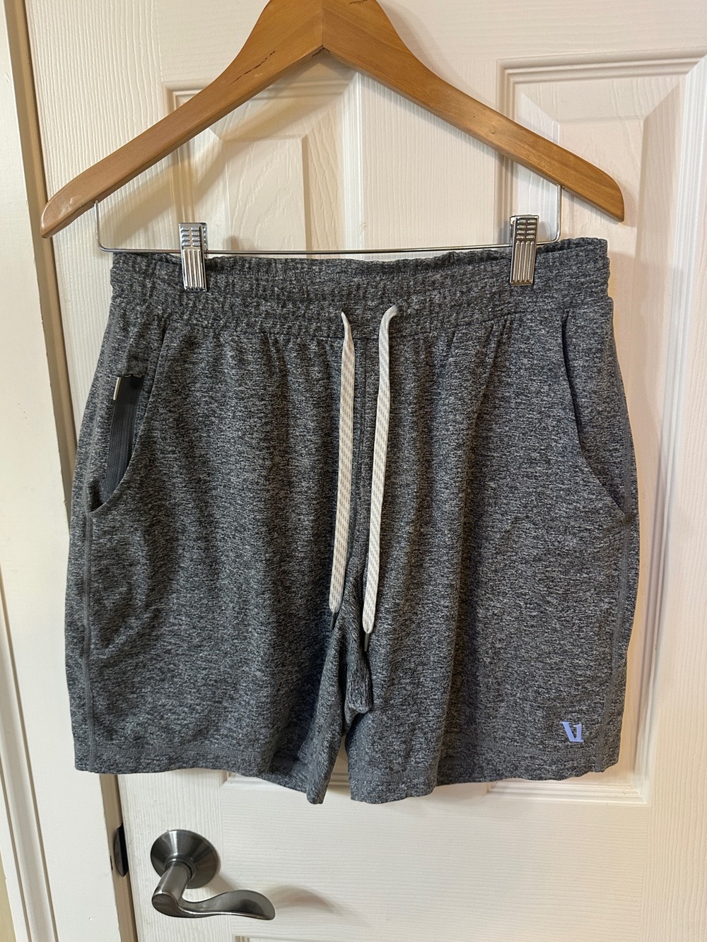 Vuori Mens Ponto Shorts Dream Knit Heather Gray Small Gray Stretch Comfy Classic